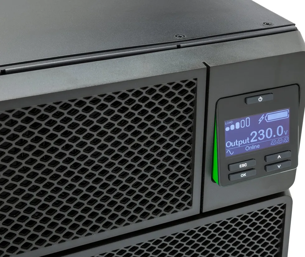 APC Smart-UPS SRT 6000VA RM - UPS (kan monteras i rack) - AC 230
