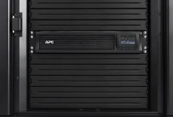 APC Smart-UPS 750VA LCD RM - UPS (kan monteras i rack) - AC 230