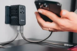 GaN III Universal Travel Adapter UTA-06 PD100W QC 4+