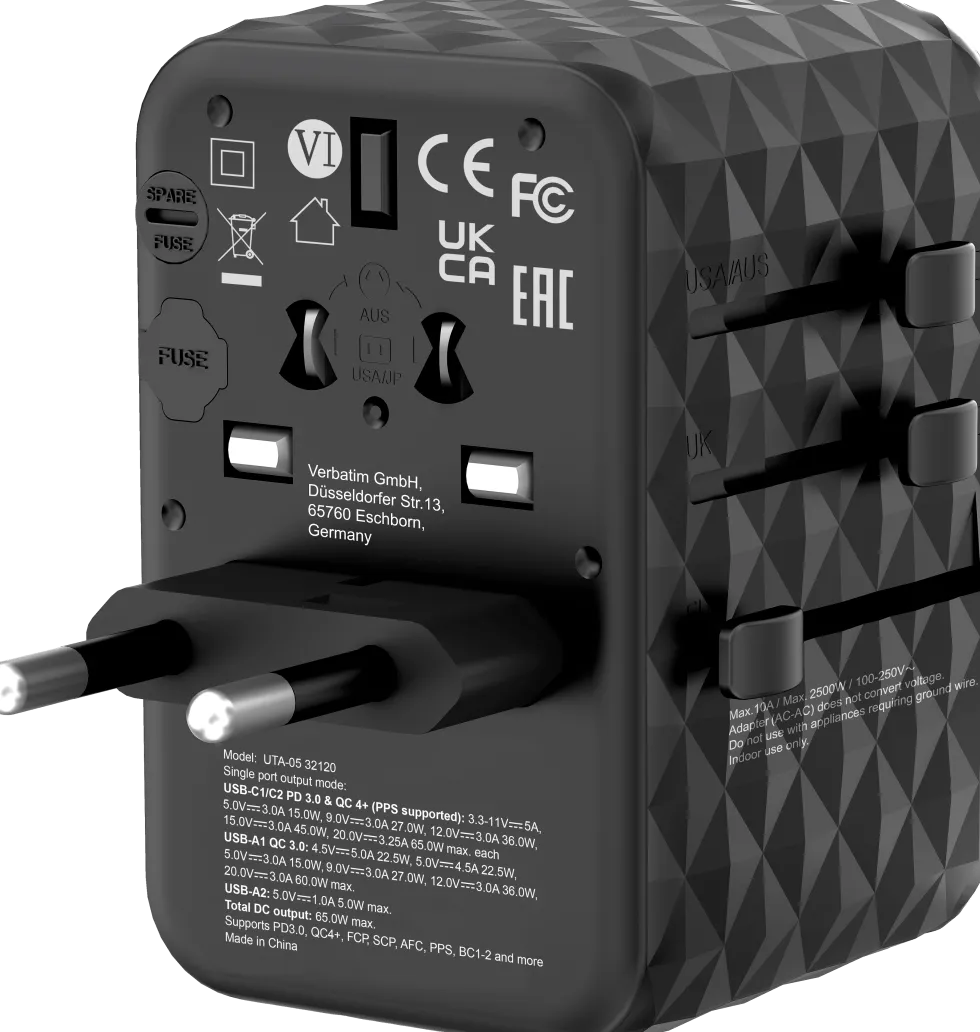 GaN III Universal Travel Adapter UTA-05 PD65W QC 4+