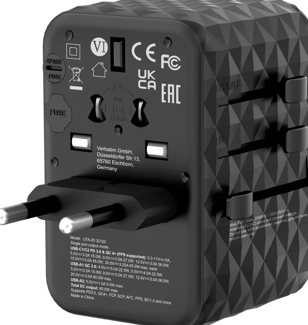 GaN III Universal Travel Adapter UTA-05 PD65W QC 4+