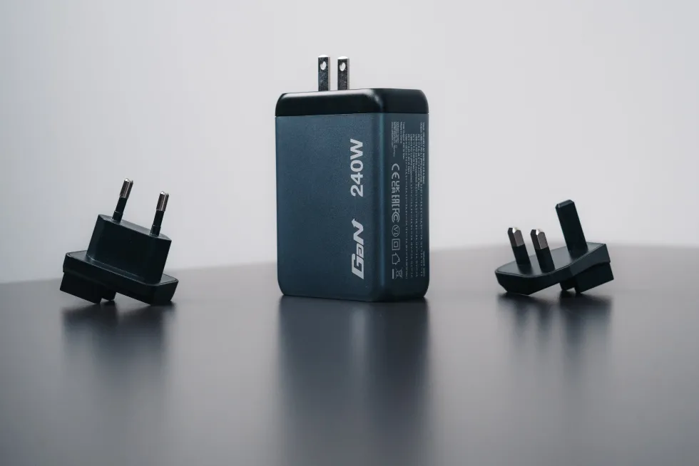 GNC-240 GaN Charger 4 Port 240W USB-A/USB-C