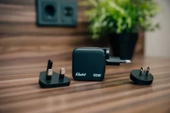 Mini GaN Charger 3-port 65W with Display