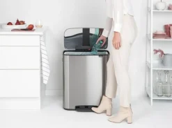 Papperskorg BRABANTIA Pedal Bo 60L matt
