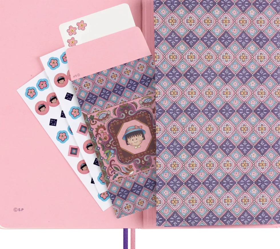 Sakura Classic Hard Linjerad Large by Momoko Sakura