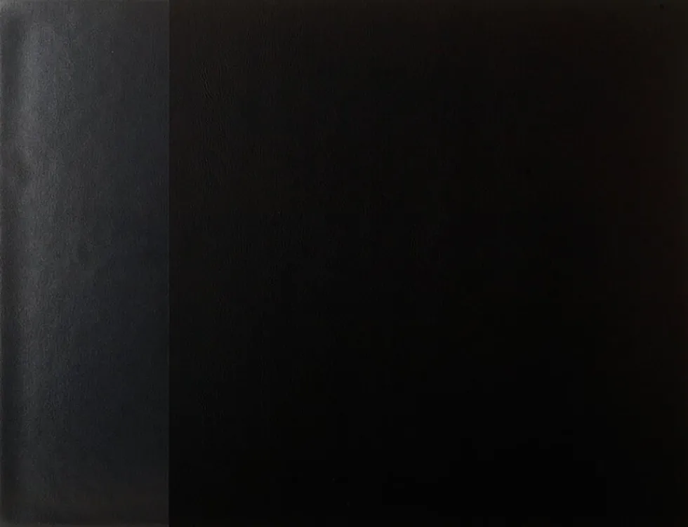 Skrivunderlägg Svart, med plastflik, 53x40cm