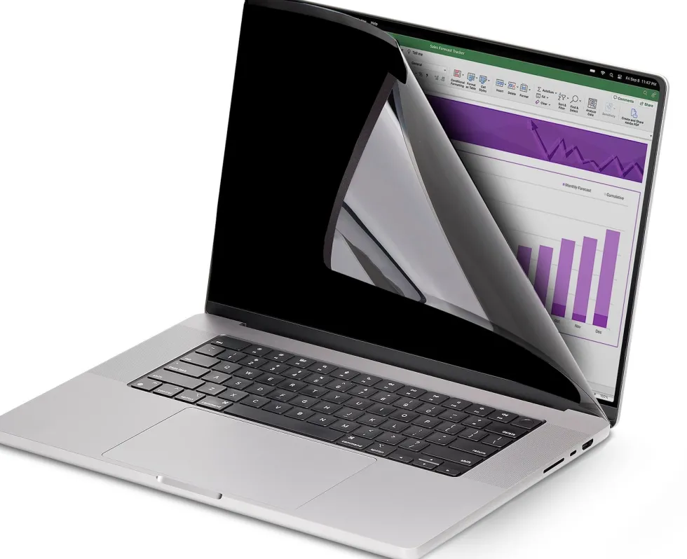 StarTech.com 14-inch MacBook Pro 21/23 Laptop Privacy Screen,