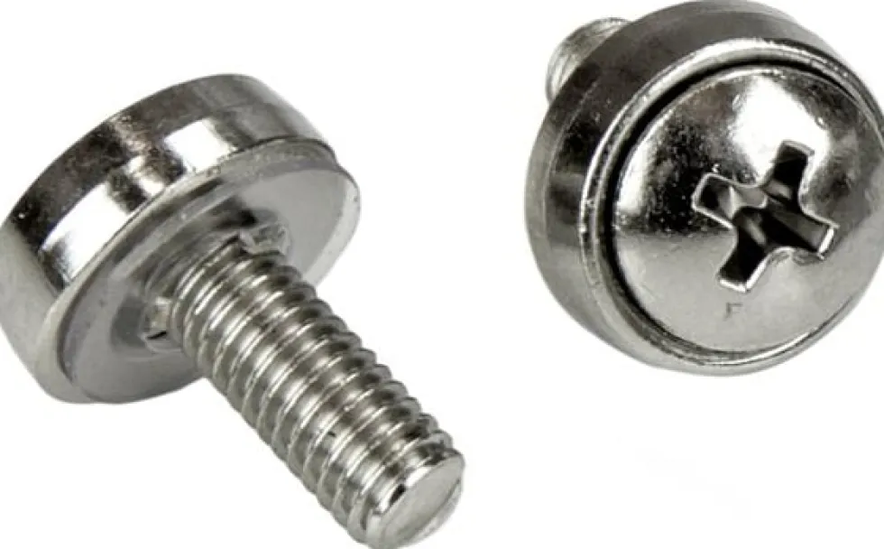 StarTech.com M5 Mounting Screws and Cage Nuts for Server Rack