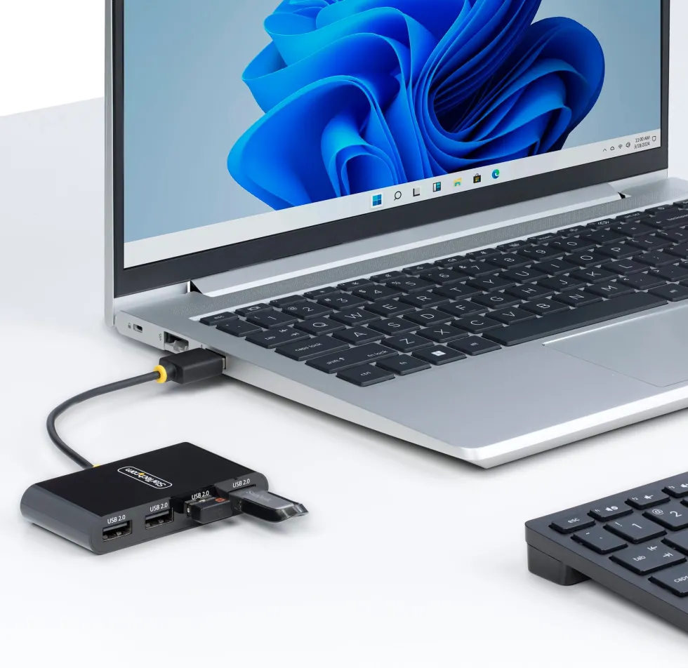 StarTech.com 4-Port USB 2.0 Hub, USB Bus Powered, Small Travel