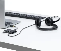 StarTech.com 4-Port USB 2.0 Hub, USB Bus Powered, Small Travel