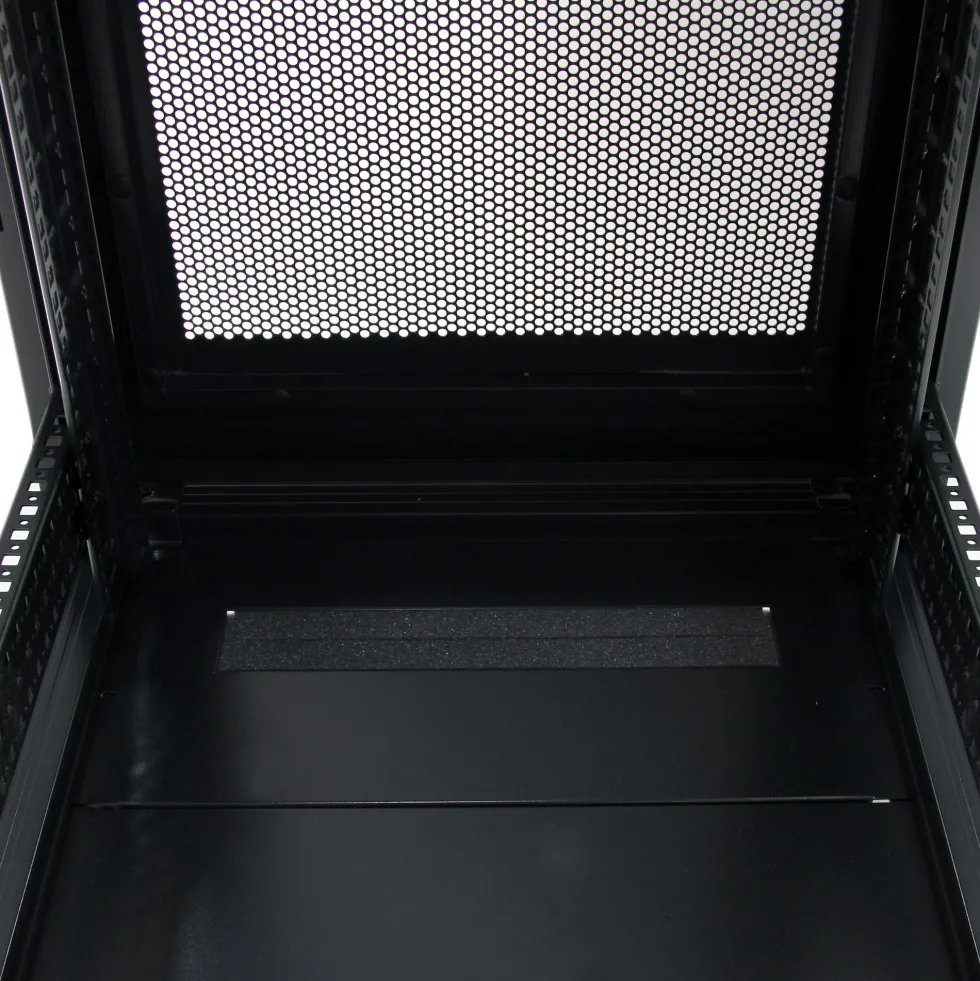 StarTech.com 32U 19" Server Rack Cabinet, Adjustable Depth 6-32