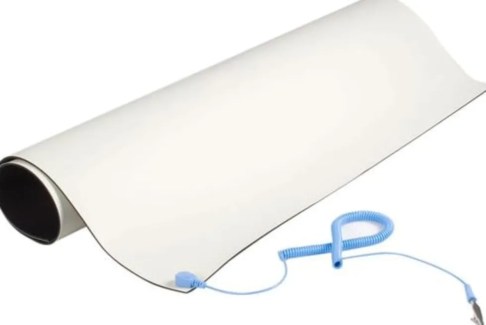 StarTech.com 60x70 cm beige antistatiskt skrivbordsunderlägg