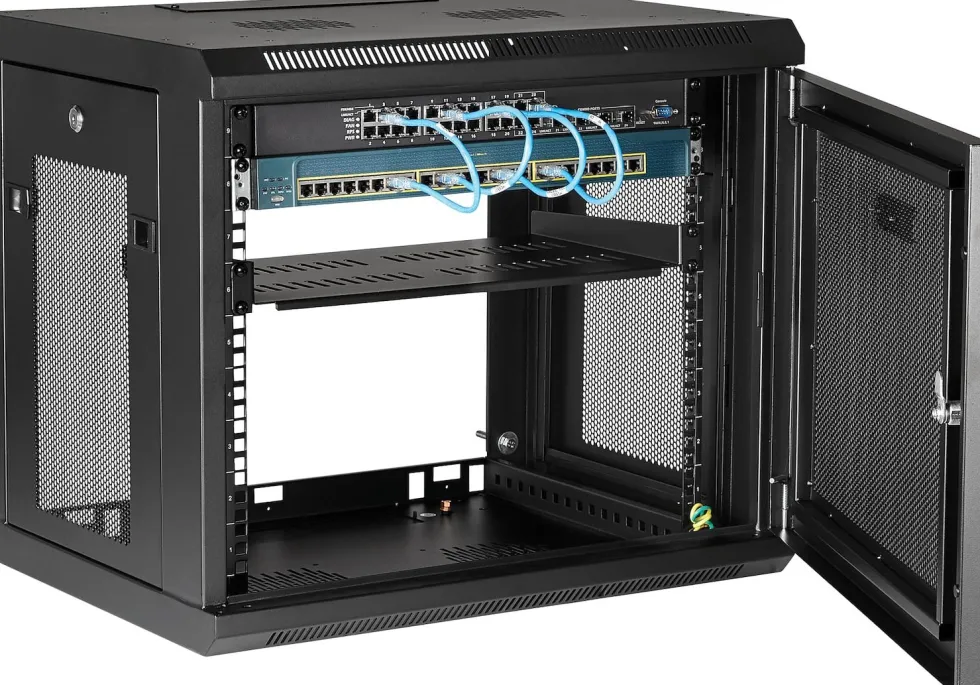 Startech 9U väggmonterat serverrackskåp - 15 tum djup
