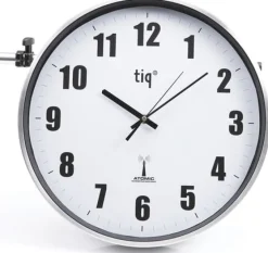 Väggur TIQ radiokontrollerat Ø38cm silv